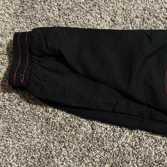 Two cargo pants - Picture 8 of 9